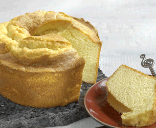 Grandma Paul's Sour Cream Pound Cake